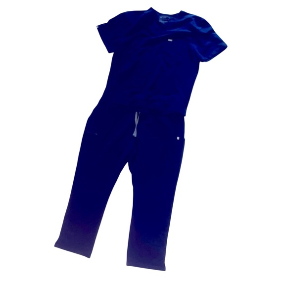 Figs top and bottom scrub pants navy blue in EUC - Picture 5 of 5